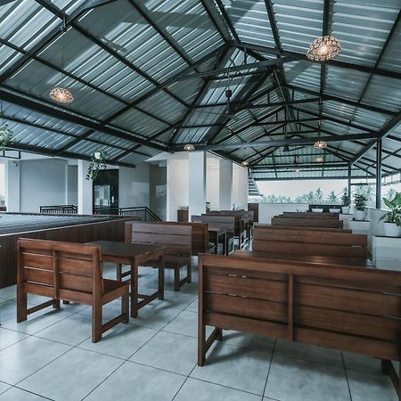Fortview Suites Kāsaragod Esterno foto