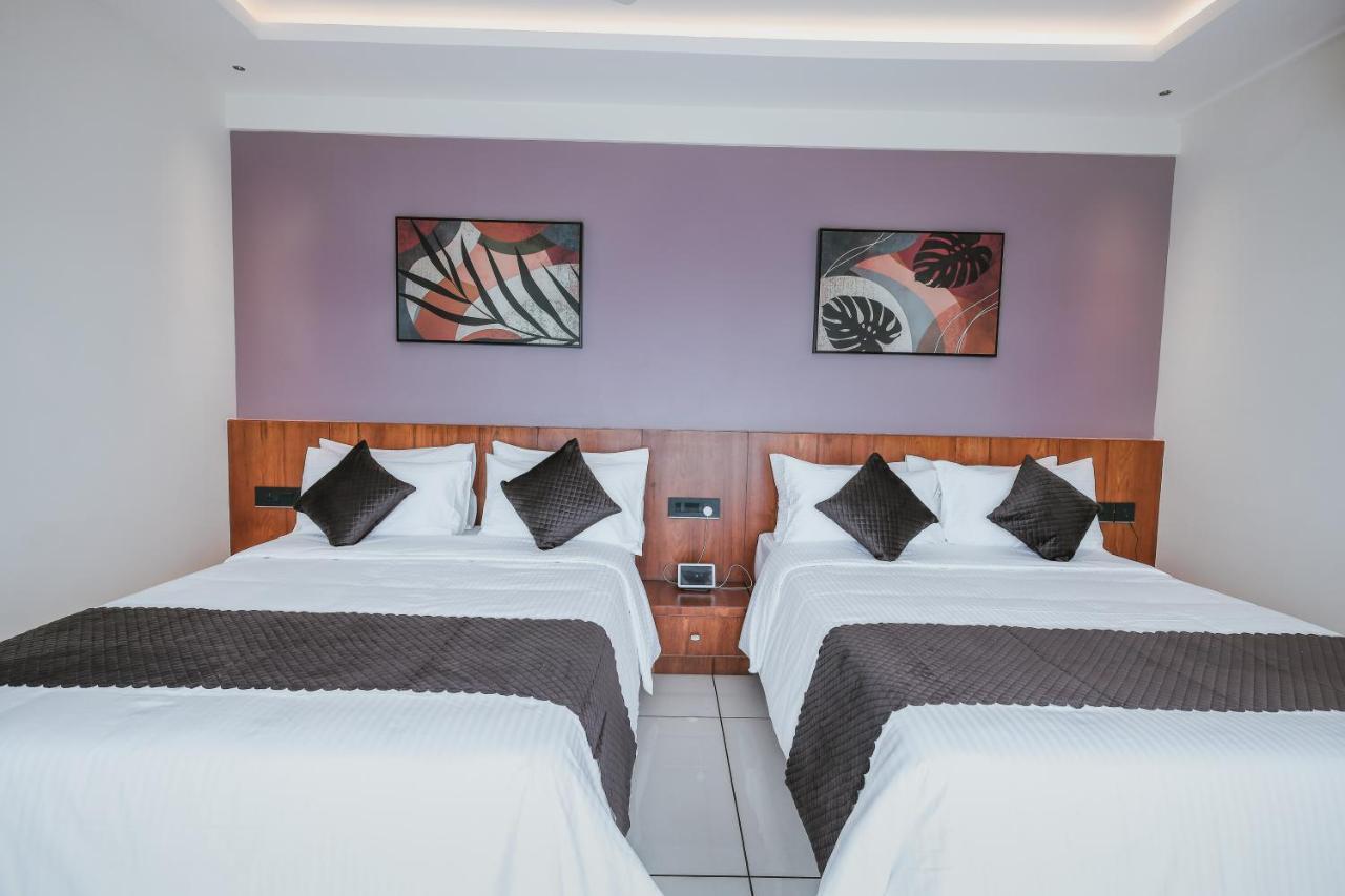 Fortview Suites Kāsaragod Esterno foto