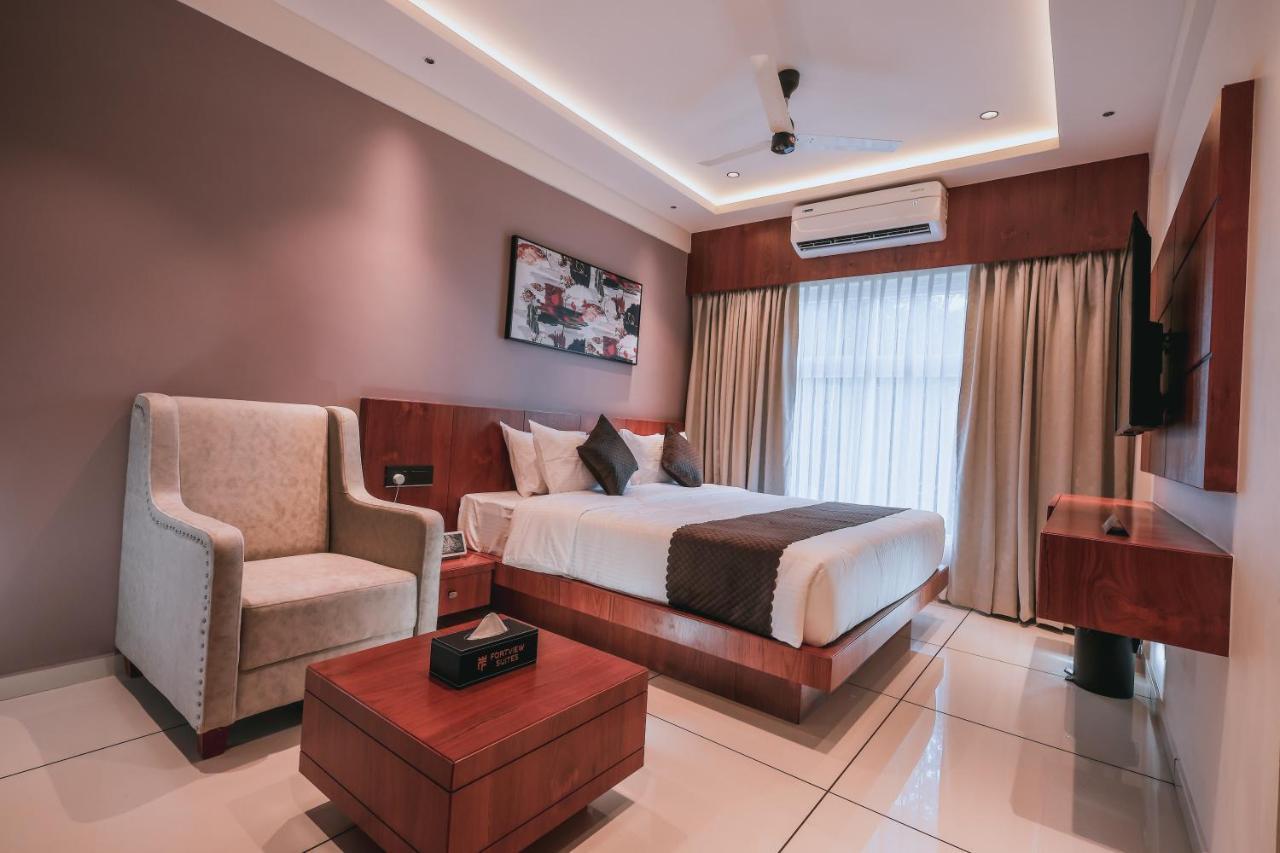 Fortview Suites Kāsaragod Esterno foto